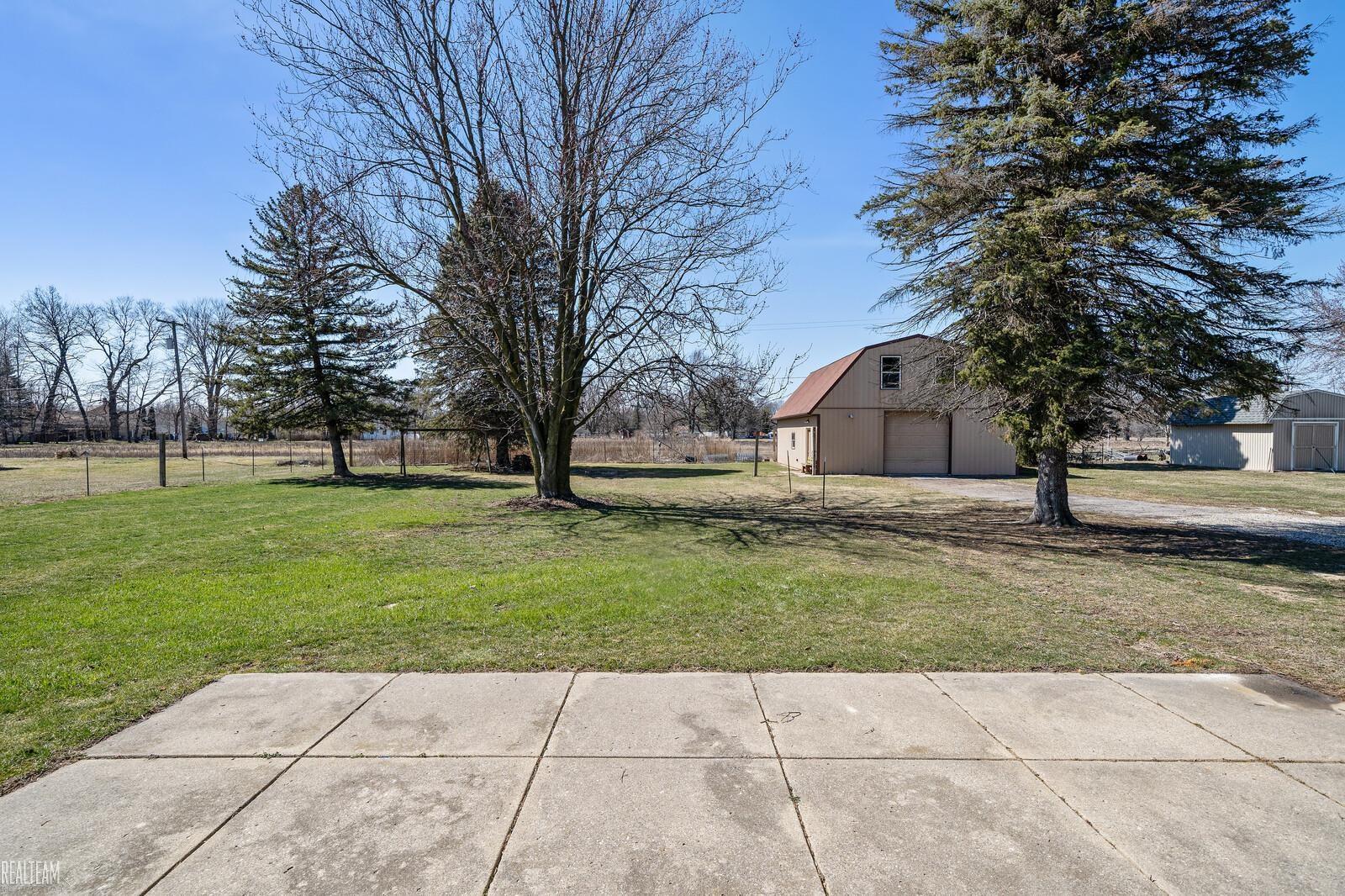 56301 Omo Road Macomb, MI 48042 - Photo 33 of 47 50104667-32.JPG