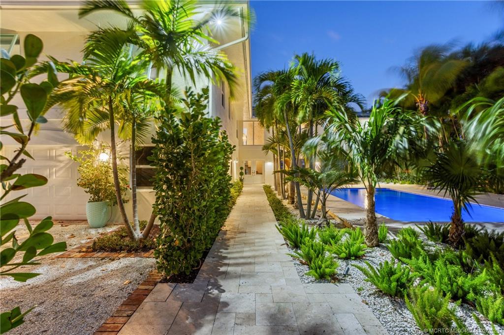 10 South Sewalls Point Road Stuart, FL 34996 - Photo 2 of 79
