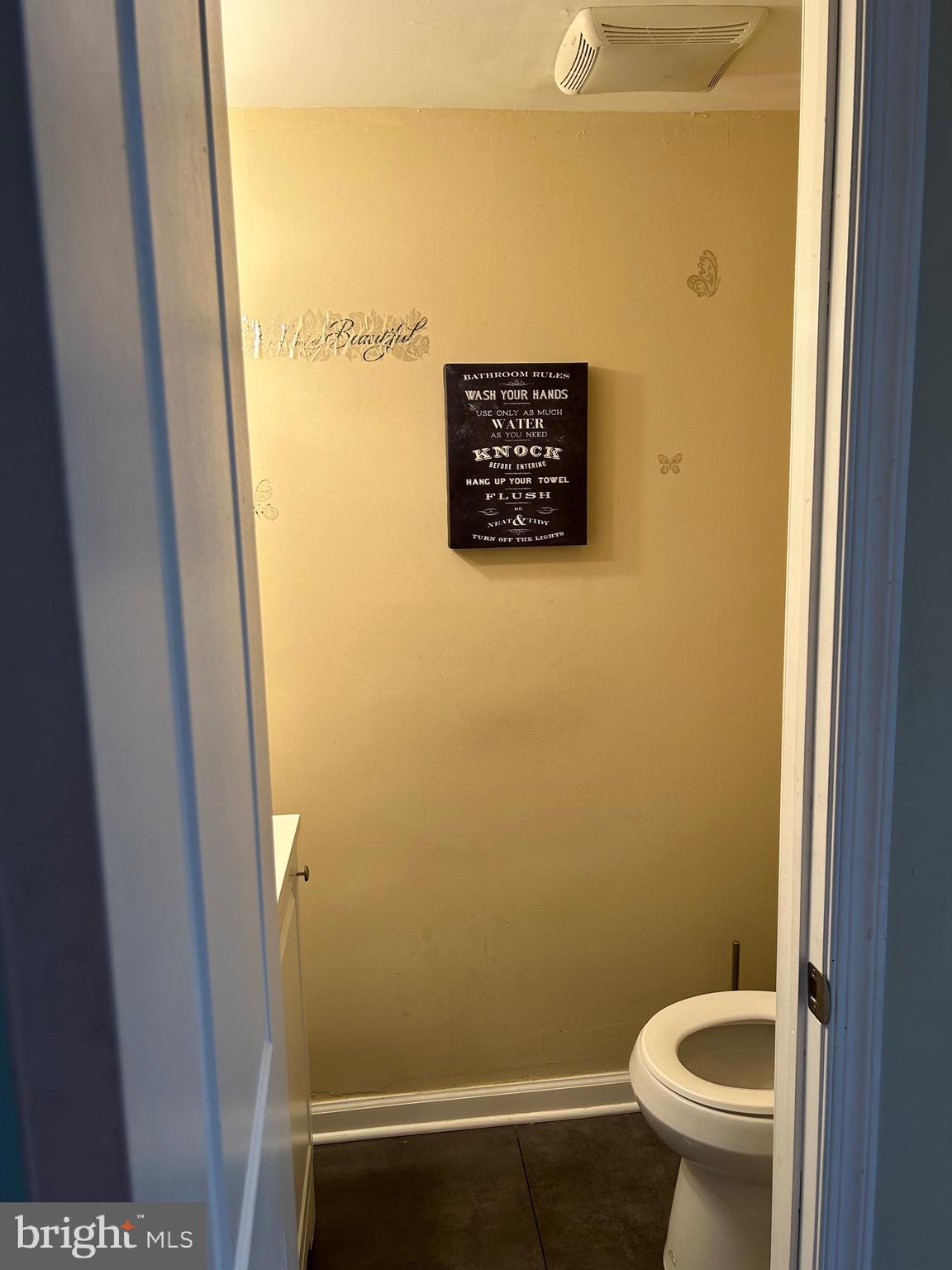 1370 Adair Road Brookhaven, PA 19015 - Photo 13 of 33 powder room