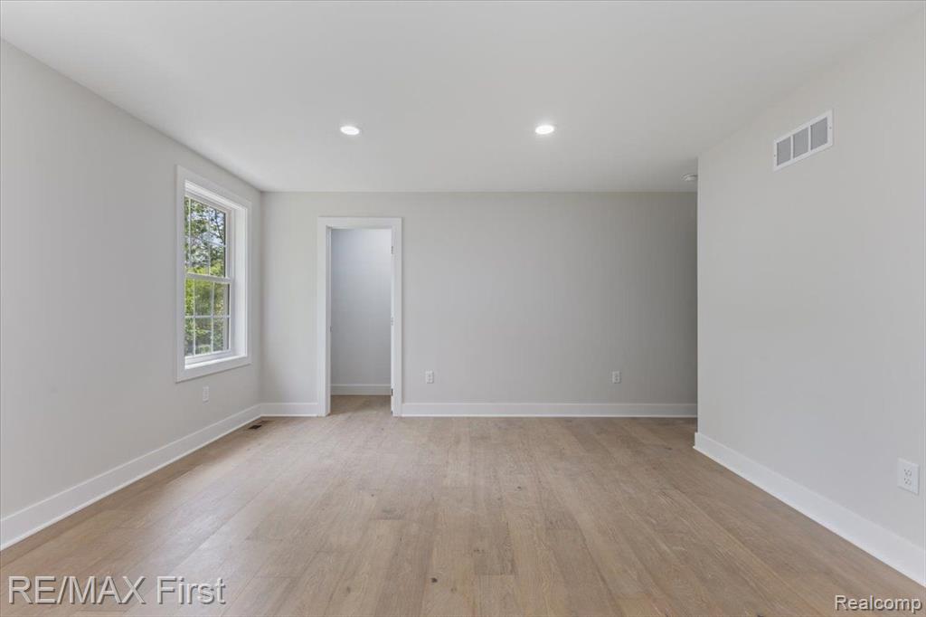3408 Eastern Avenue Rochester Hills, MI 48307 - Photo 37 of 50