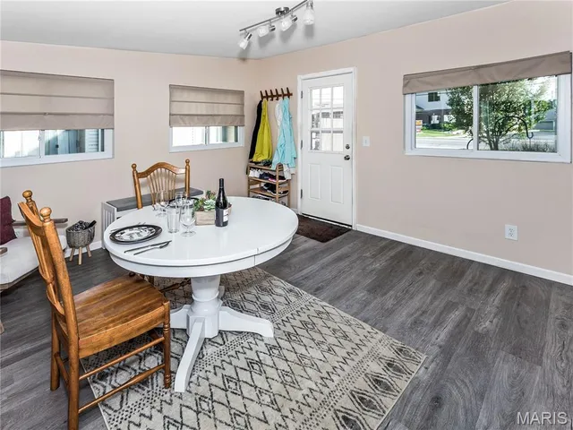 $172,000 | 121 West Clay Street, Troy, IL 62294