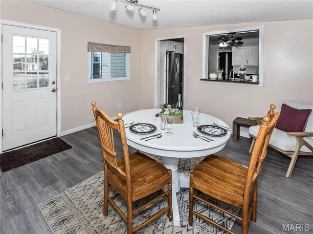 $172,000 | 121 West Clay Street, Troy, IL 62294