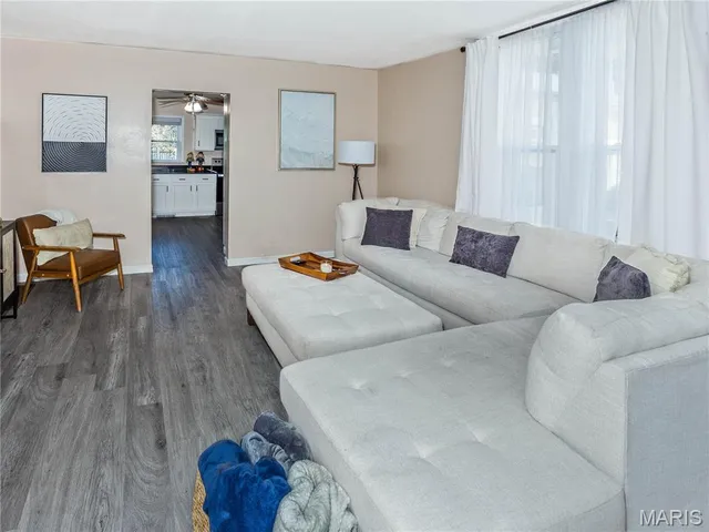 $172,000 | 121 West Clay Street, Troy, IL 62294