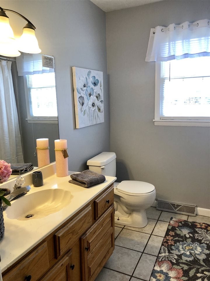 210 Witt Road Bowling Green, KY 42101 - Photo 8 of 11 Gallery Image 8