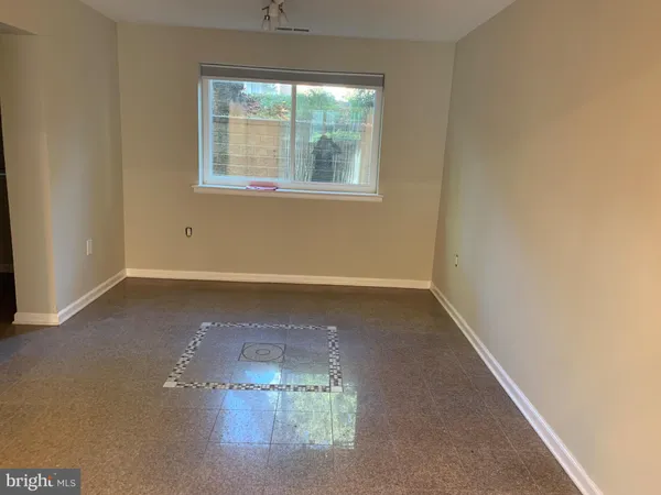 $2,100 | 3962 Bel Pre Road, Unit 2, Silver Spring, MD 20906