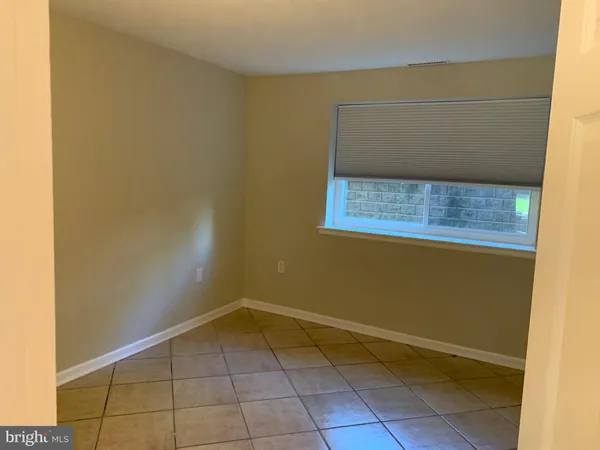 $2,100 | 3962 Bel Pre Road, Unit 2, Silver Spring, MD 20906