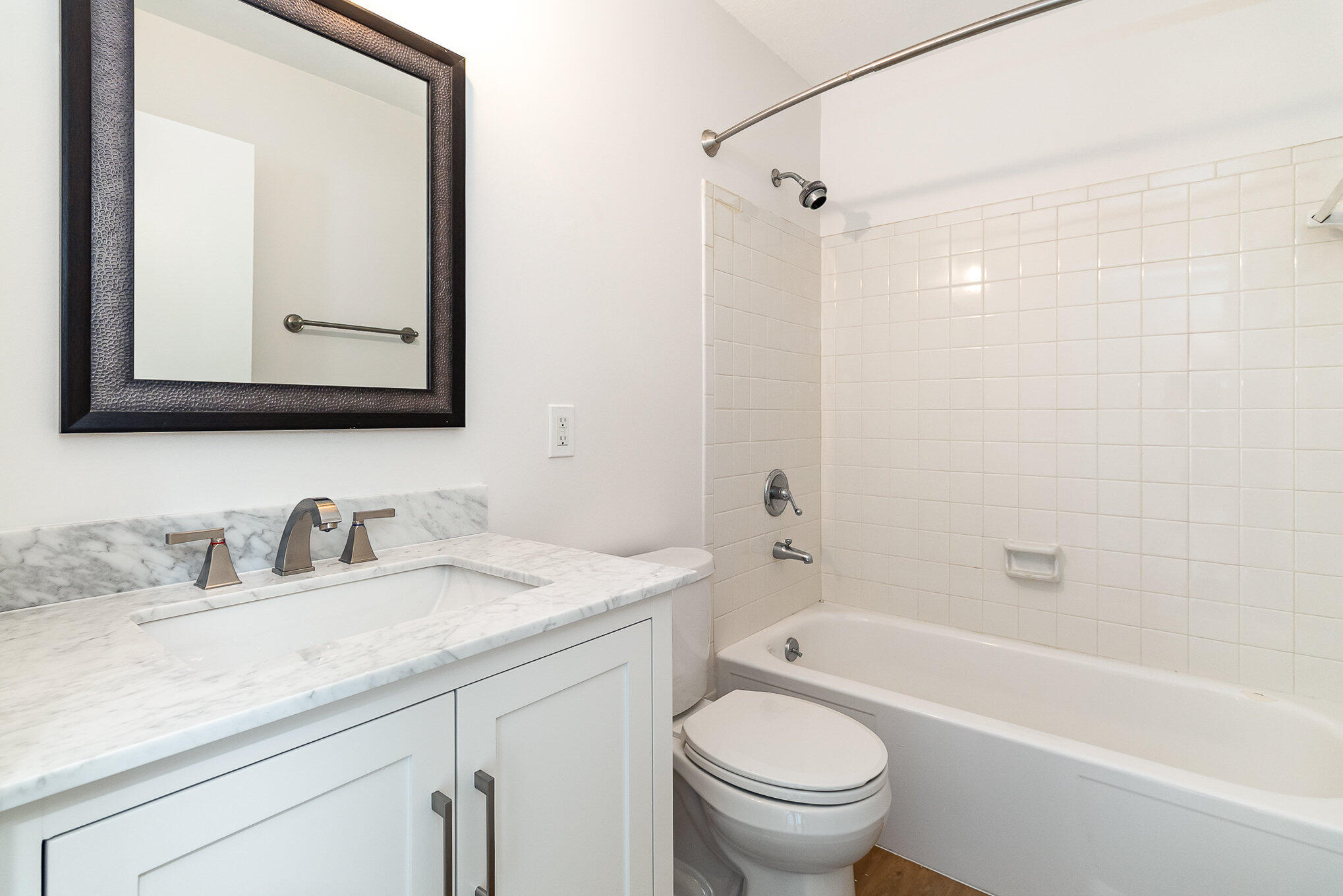 1221 Creel Road Northeast Palm Bay, FL 32905 - Photo 15 of 23 016_i77a4293-edit