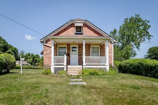 $329,900 | 146 High Street, Agawam, MA 01001