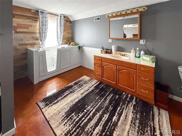 $550,000 | 2601 Pike 25, Vandalia, MO 63382