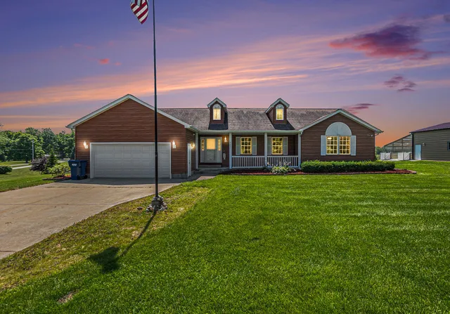 $564,500 | 8683 East Hawley Road, Hesperia, MI 49421