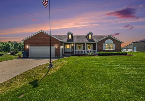$548,500 | 8683 East Hawley Road, Hesperia, MI 49421