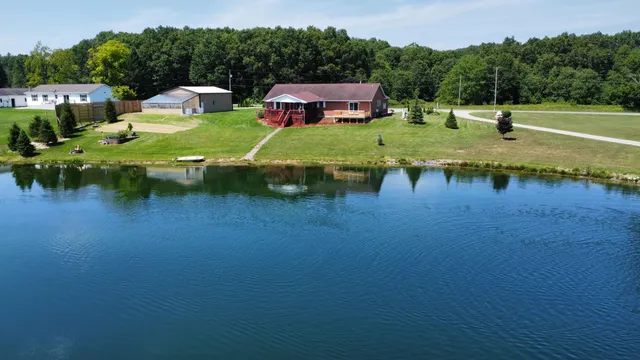 $564,500 | 8683 East Hawley Road, Hesperia, MI 49421