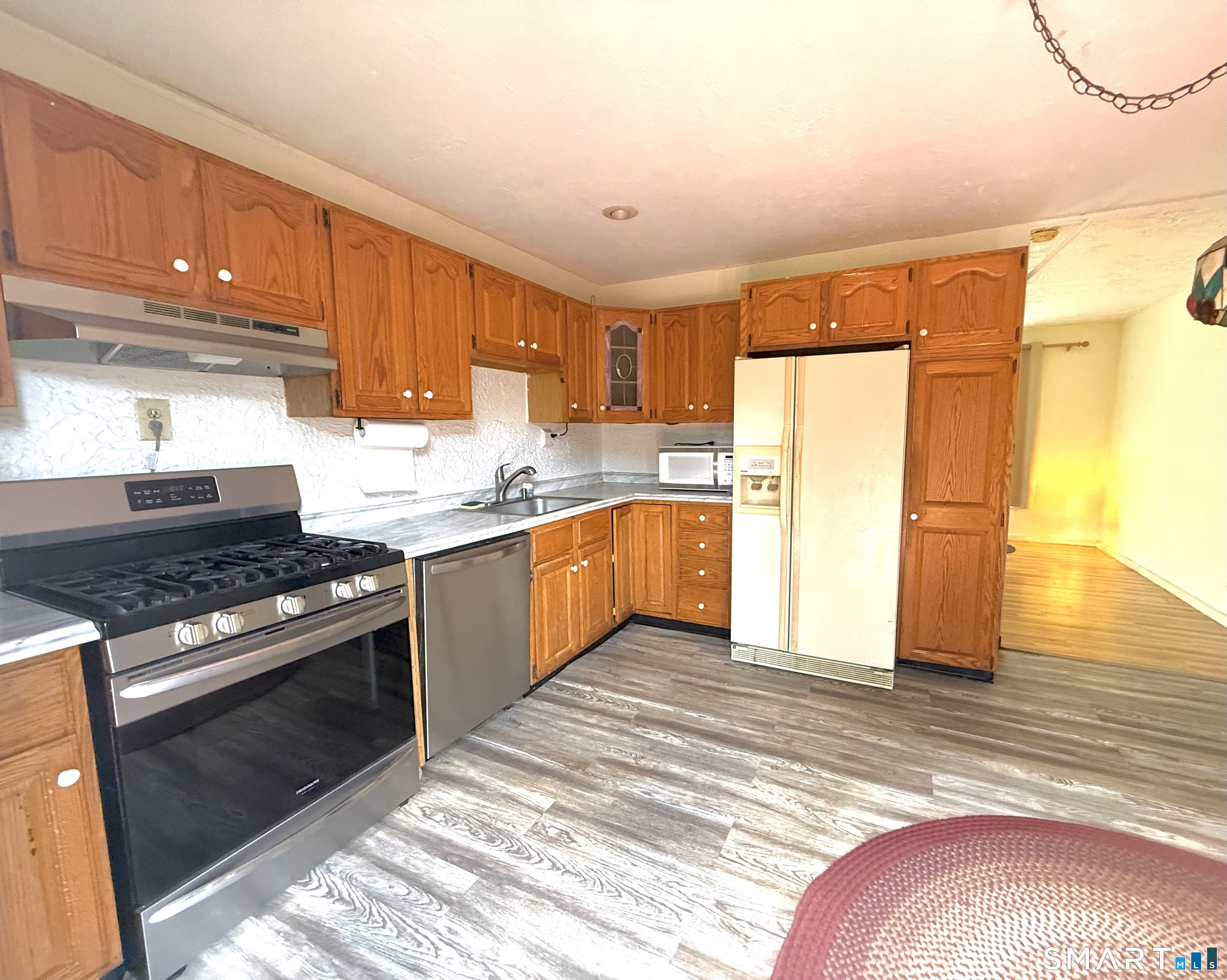 3 Charters Road Ansonia, CT 06401 - Photo 13 of 15