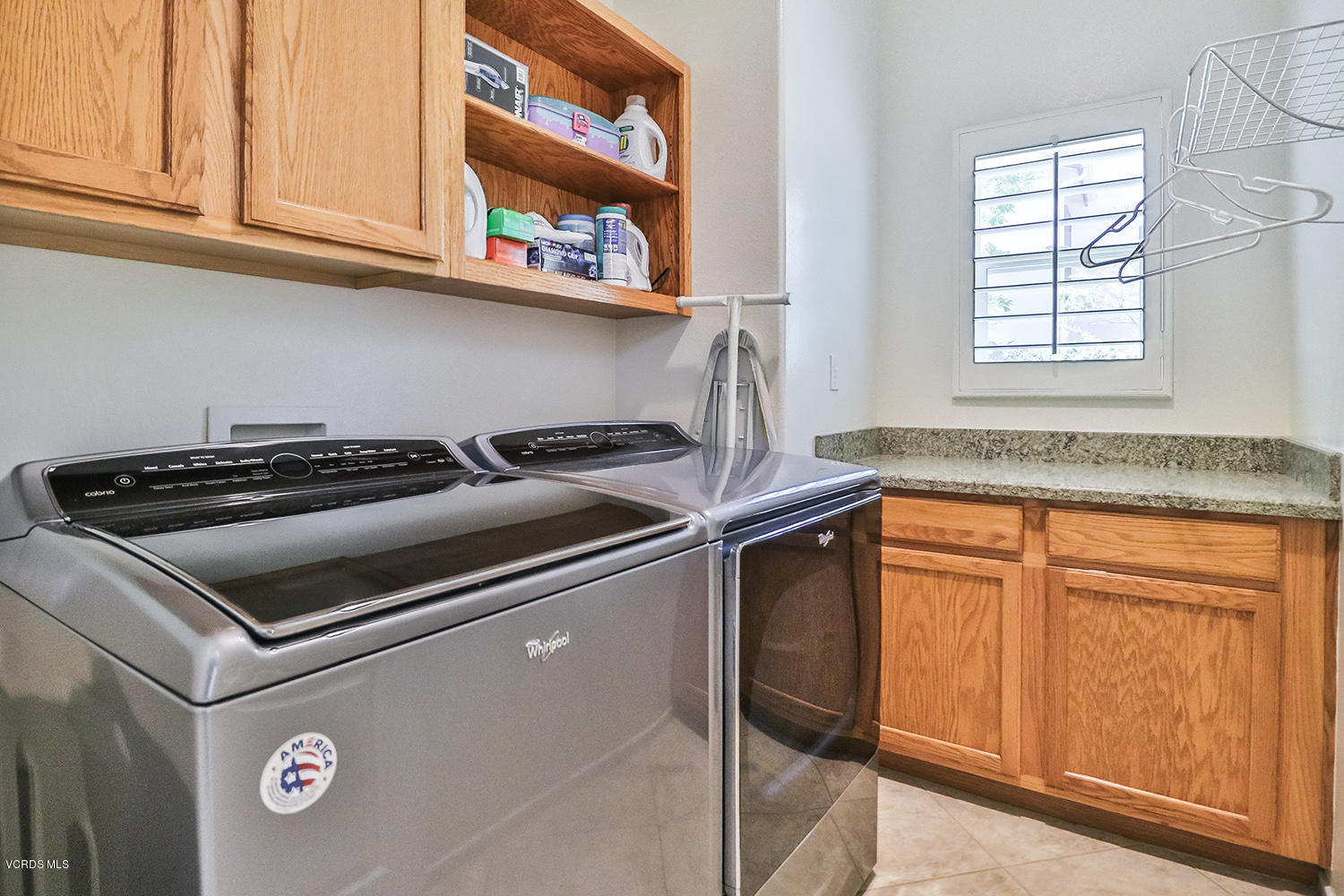 113 Ranch Creek Court Simi Valley, CA 93065 - Photo 22 of 45 fLaundry