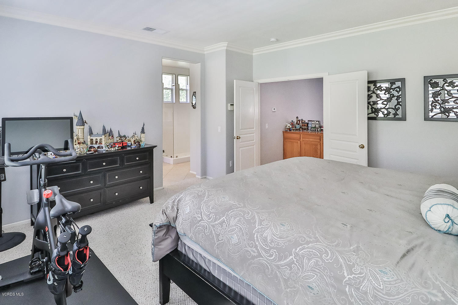 113 Ranch Creek Court Simi Valley, CA 93065 - Photo 32 of 45 lMaster Suite2