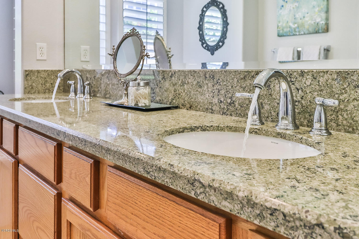 113 Ranch Creek Court Simi Valley, CA 93065 - Photo 34 of 45 lMaster Suite4