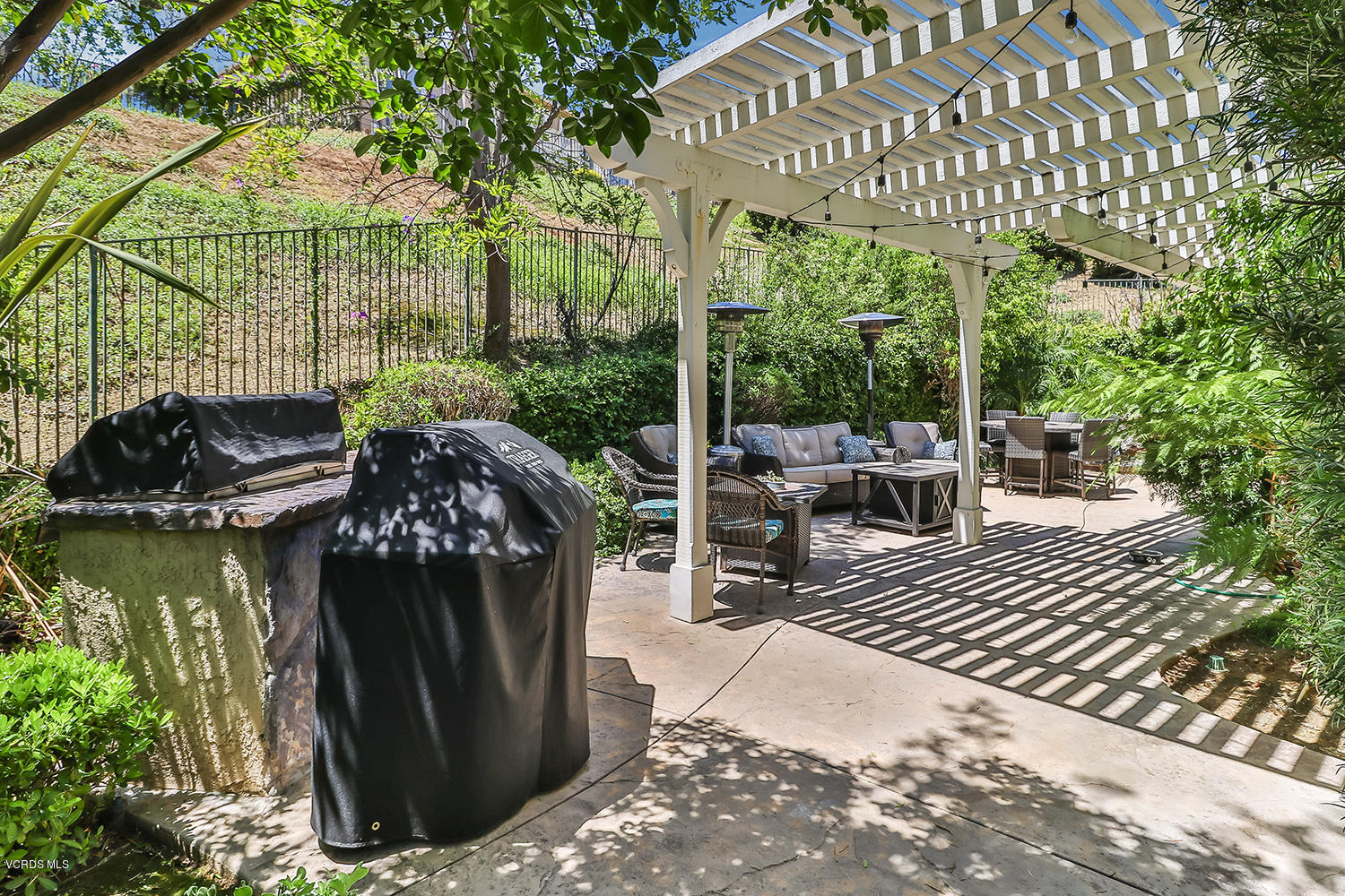 113 Ranch Creek Court Simi Valley, CA 93065 - Photo 38 of 45 mBackyard1
