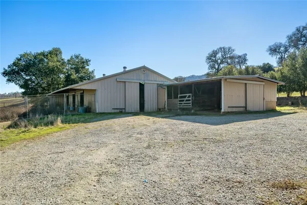 a view of a garage