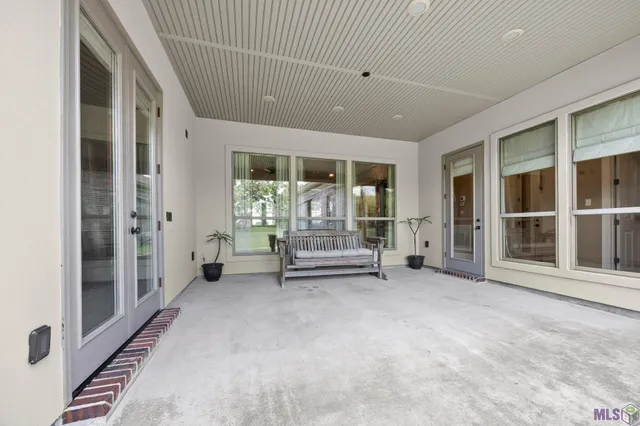 $459,000 | 15105 Highway 77, Rosedale, LA 70772