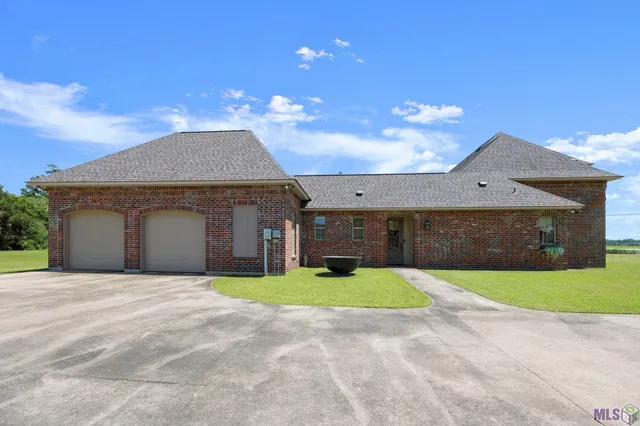 $459,000 | 15105 Highway 77, Rosedale, LA 70772