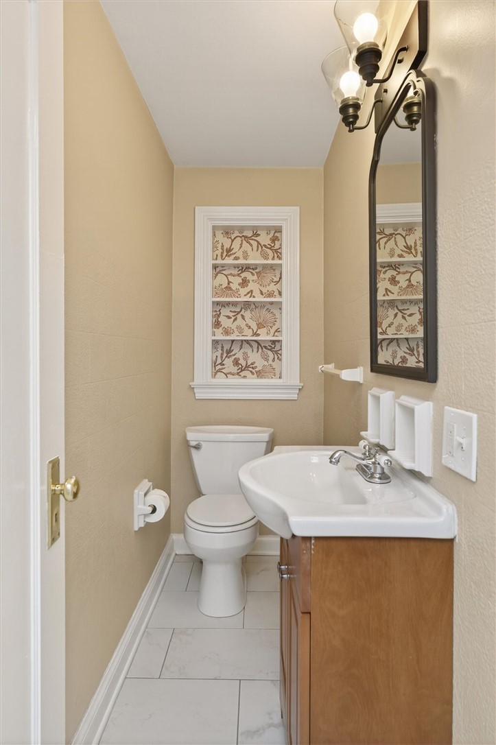 68 Covington Road Irondequoit, NY 14617 - Photo 11 of 36