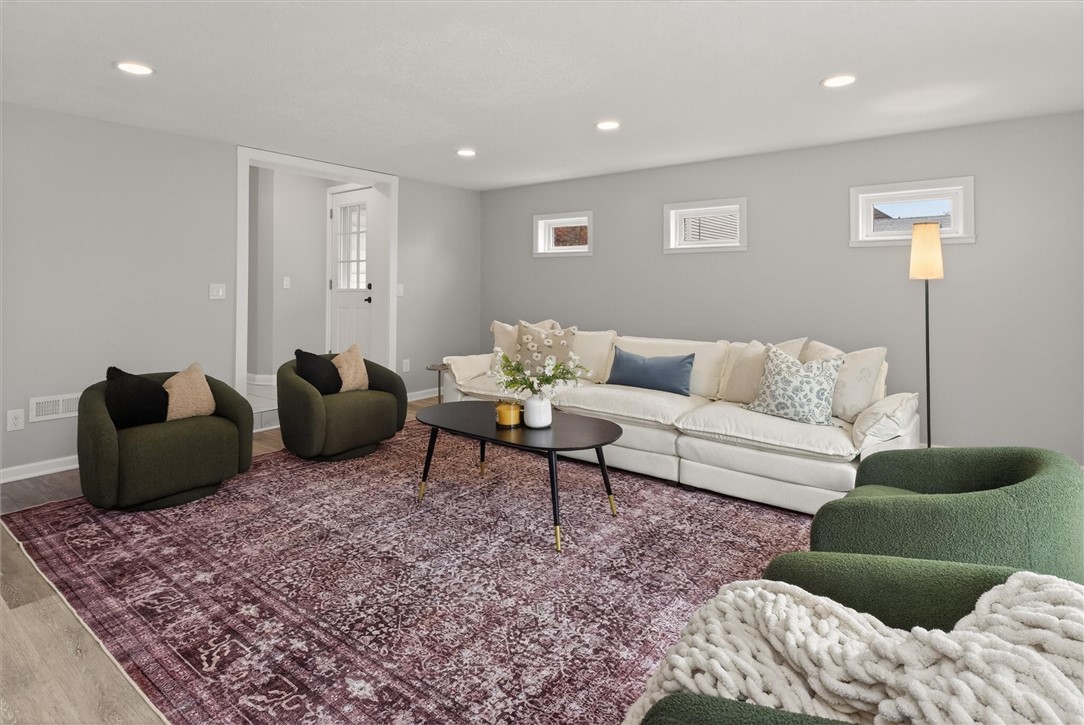 68 Covington Road Irondequoit, NY 14617 - Photo 12 of 36