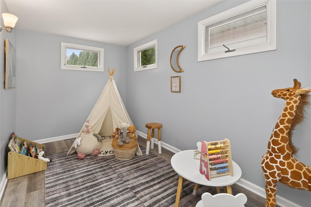 68 Covington Road Irondequoit, NY 14617 - Photo 15 of 36