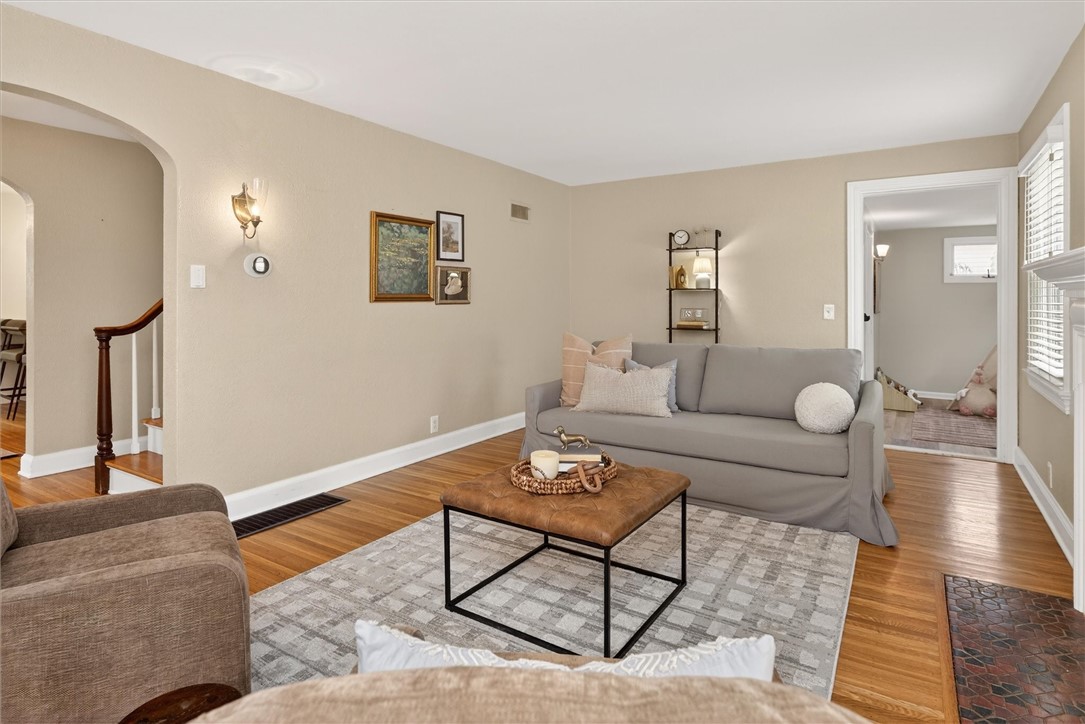 68 Covington Road Irondequoit, NY 14617 - Photo 17 of 36