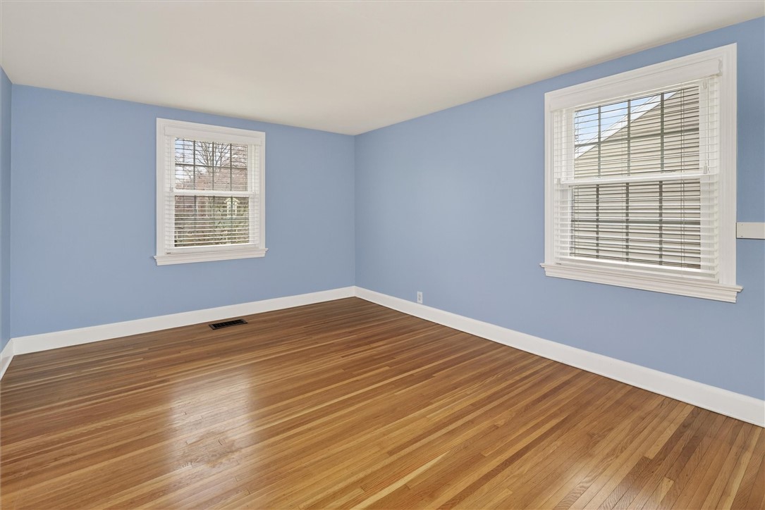 68 Covington Road Irondequoit, NY 14617 - Photo 25 of 36