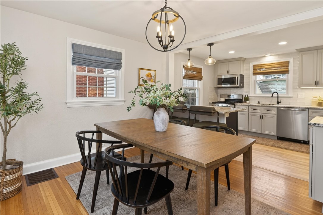 68 Covington Road Irondequoit, NY 14617 - Photo 5 of 36