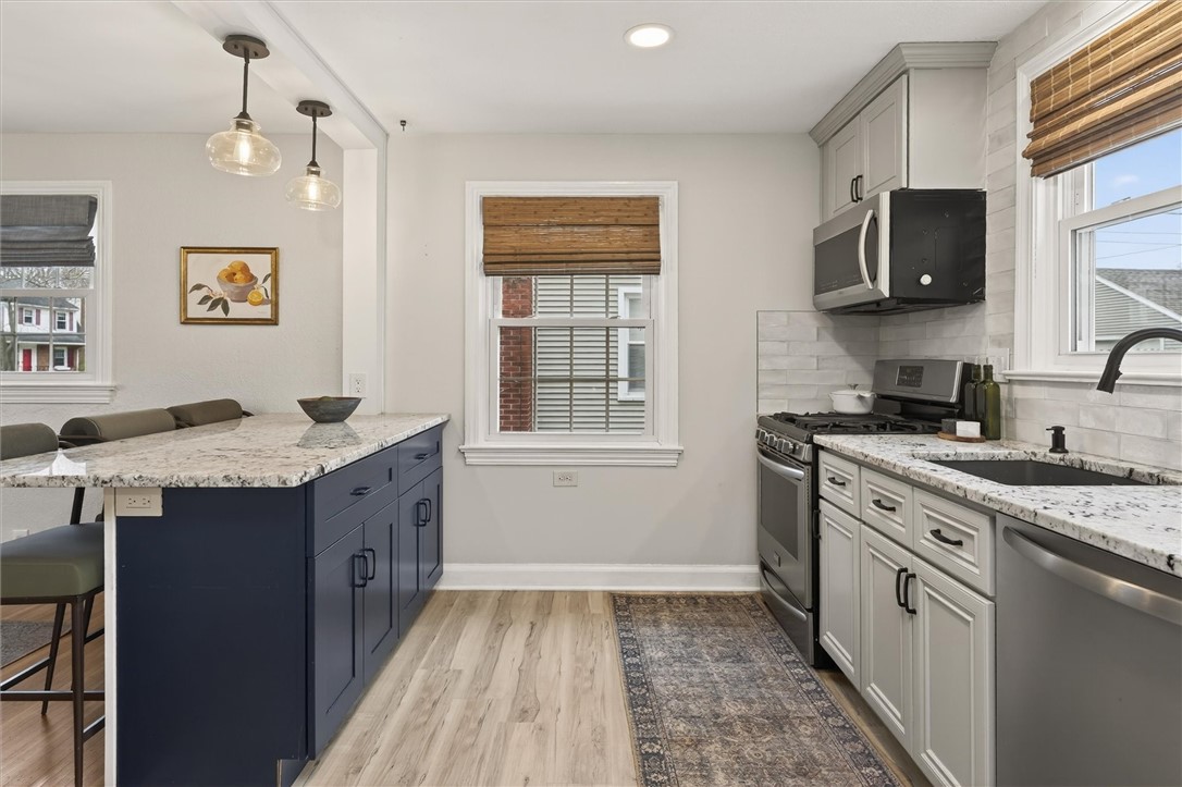 68 Covington Road Irondequoit, NY 14617 - Photo 7 of 36