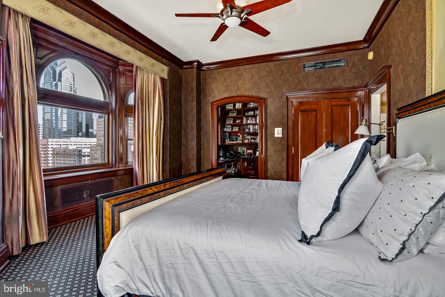 1830 Rittenhouse Square, Unit 15A Philadelphia, PA 19103 - Photo 21 of 42