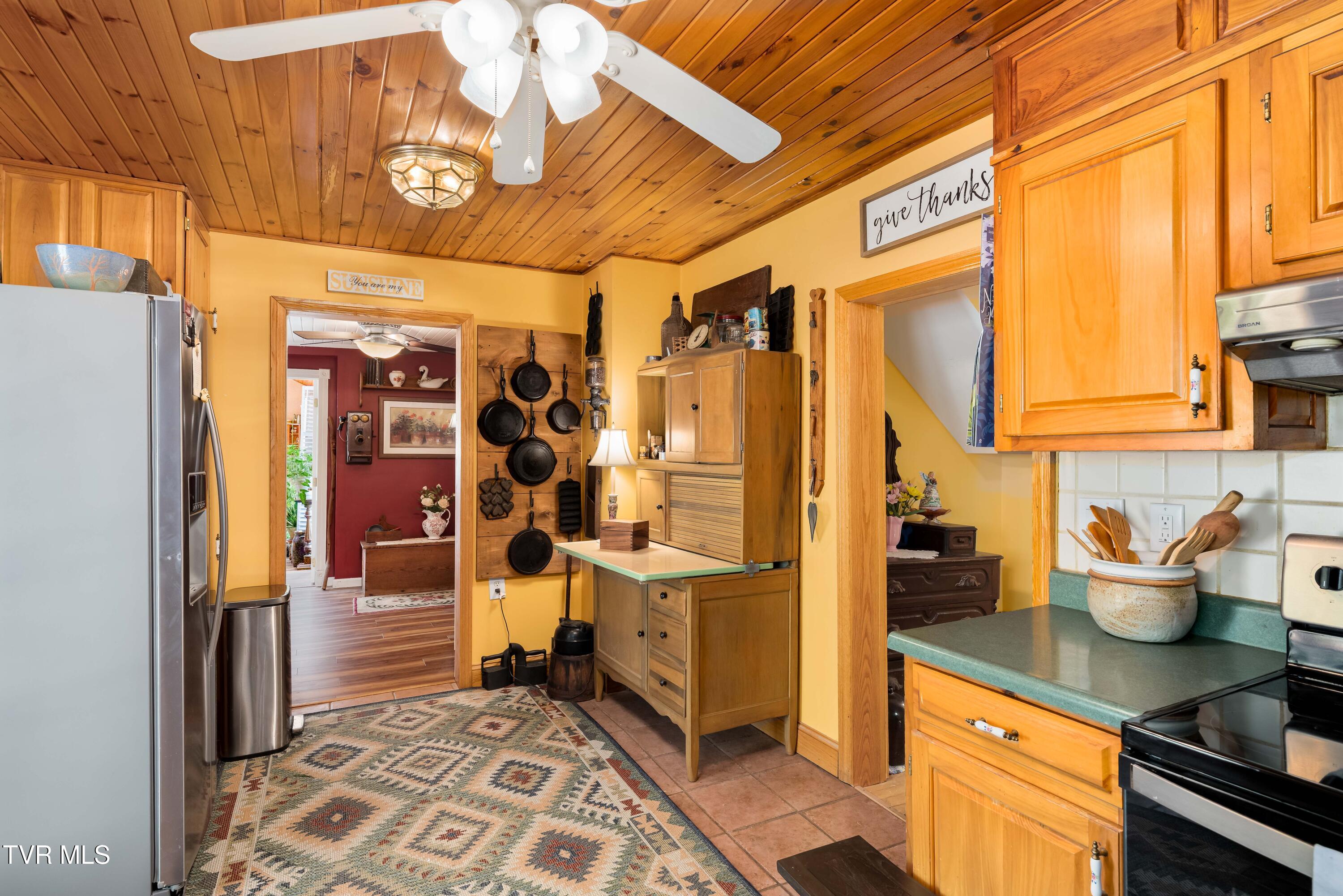 6646 Roan Creek Road Butler, TN 37640 - Photo 22 of 80 6646 Roan Creek Rd (71 of 81)