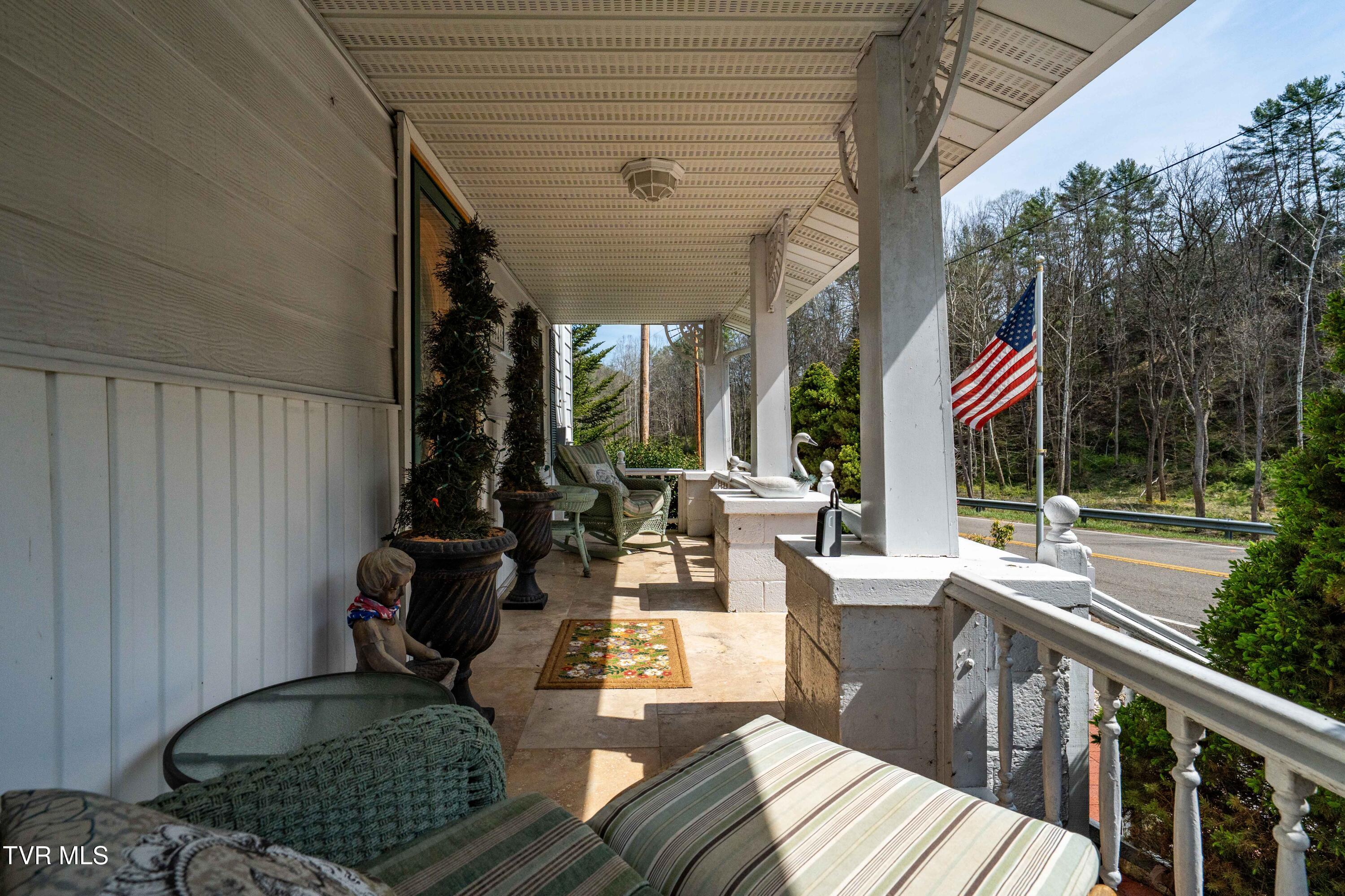 6646 Roan Creek Road Butler, TN 37640 - Photo 37 of 80 6646 Roan Creek Rd (12 of 81)