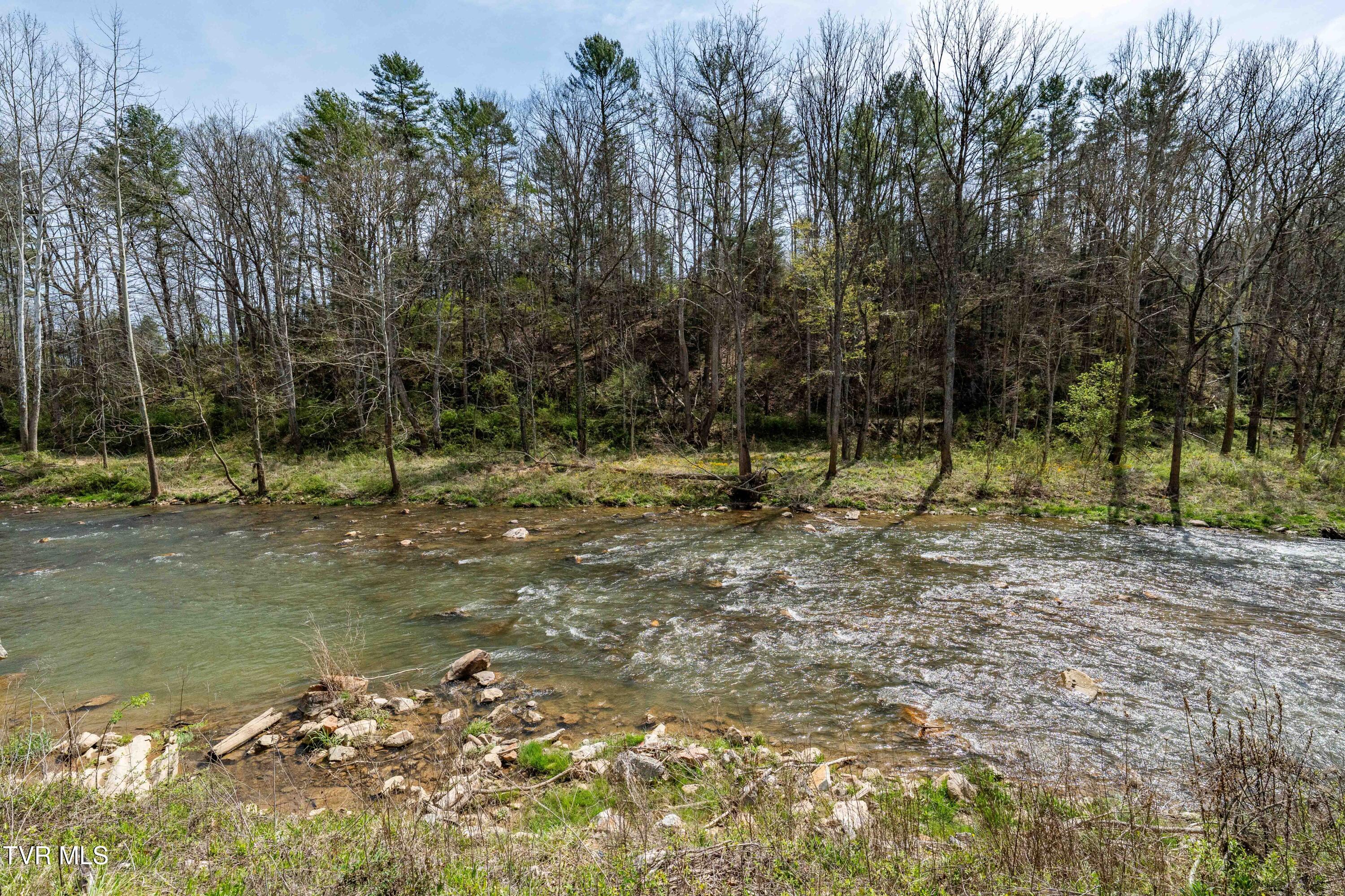 6646 Roan Creek Road Butler, TN 37640 - Photo 45 of 80 6646 Roan Creek Rd (21 of 81)