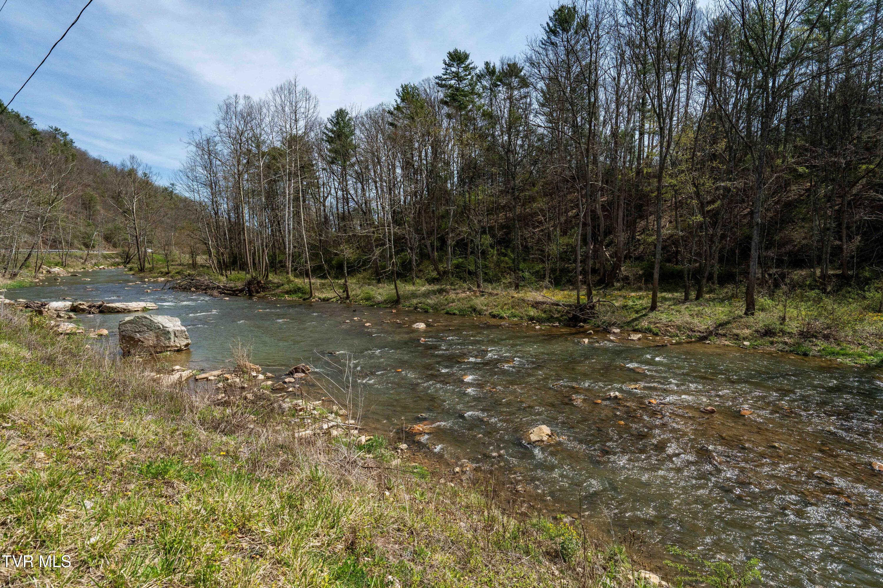 6646 Roan Creek Road Butler, TN 37640 - Photo 46 of 80 6646 Roan Creek Rd (22 of 81)