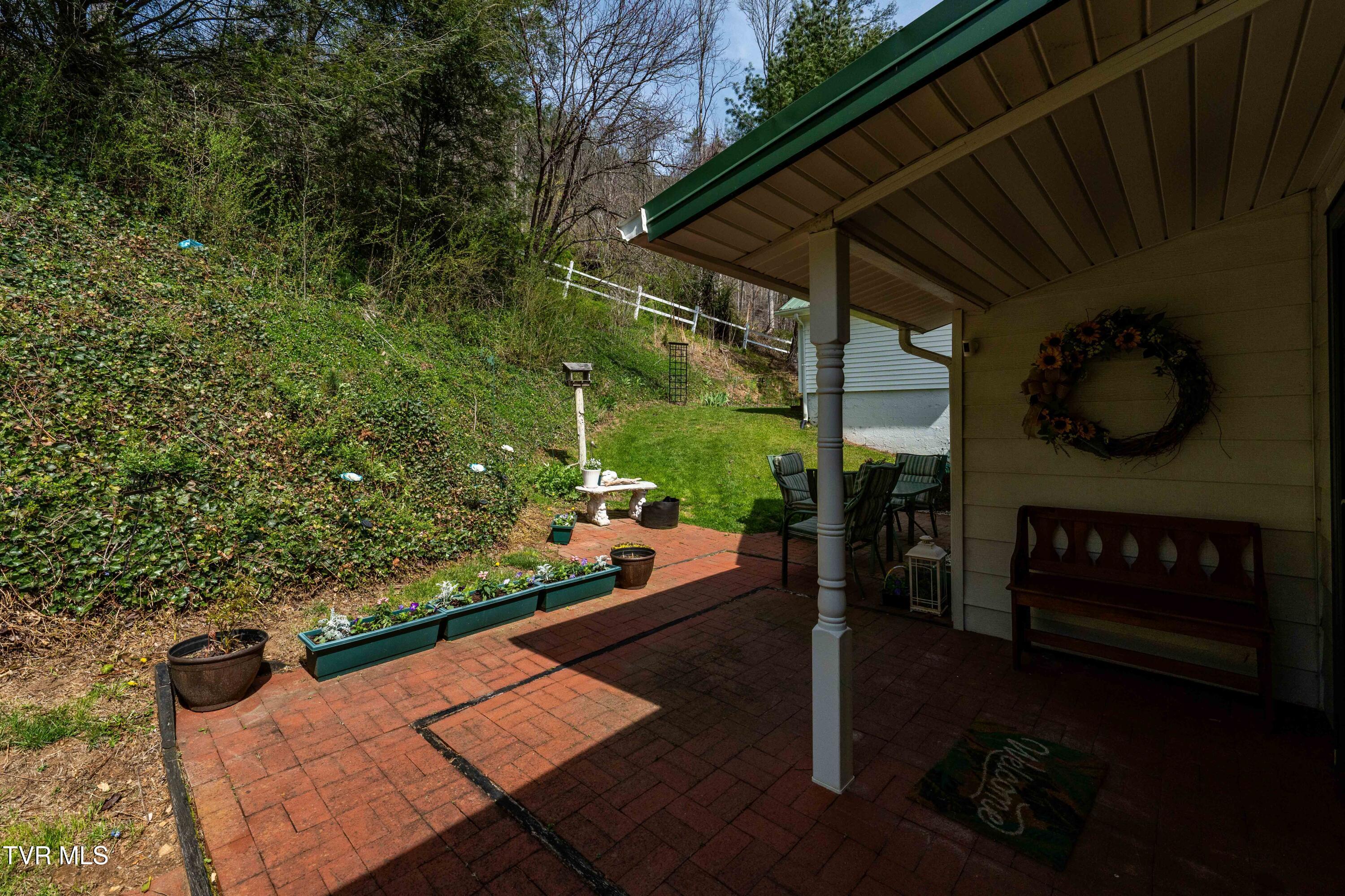 6646 Roan Creek Road Butler, TN 37640 - Photo 62 of 80 6646 Roan Creek Rd (39 of 81)