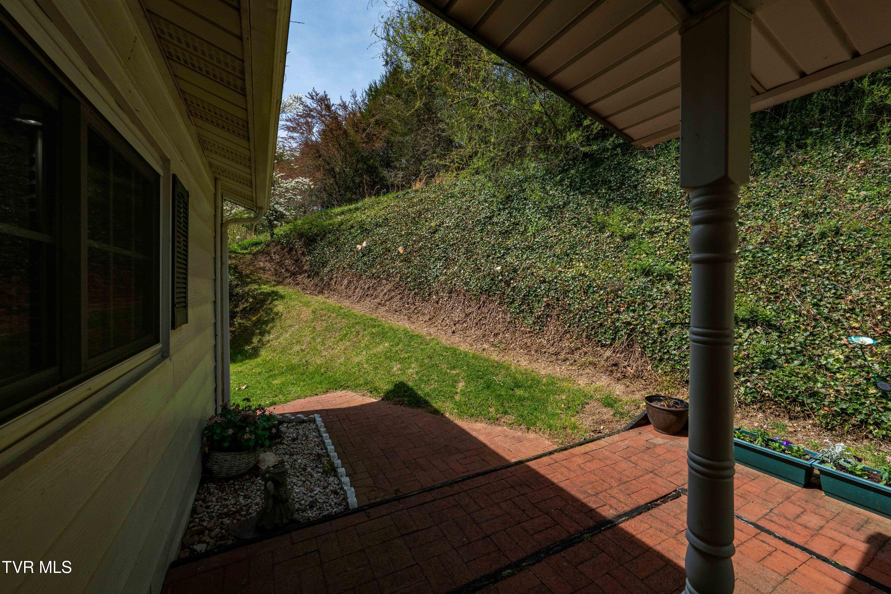 6646 Roan Creek Road Butler, TN 37640 - Photo 63 of 80 6646 Roan Creek Rd (40 of 81)