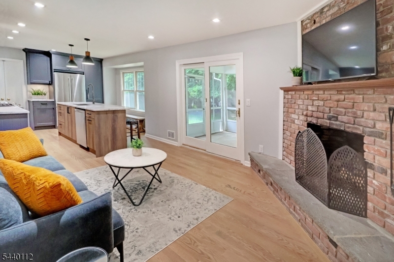 7 Village Road Florham Park, NJ 07932 - Photo 10 of 30