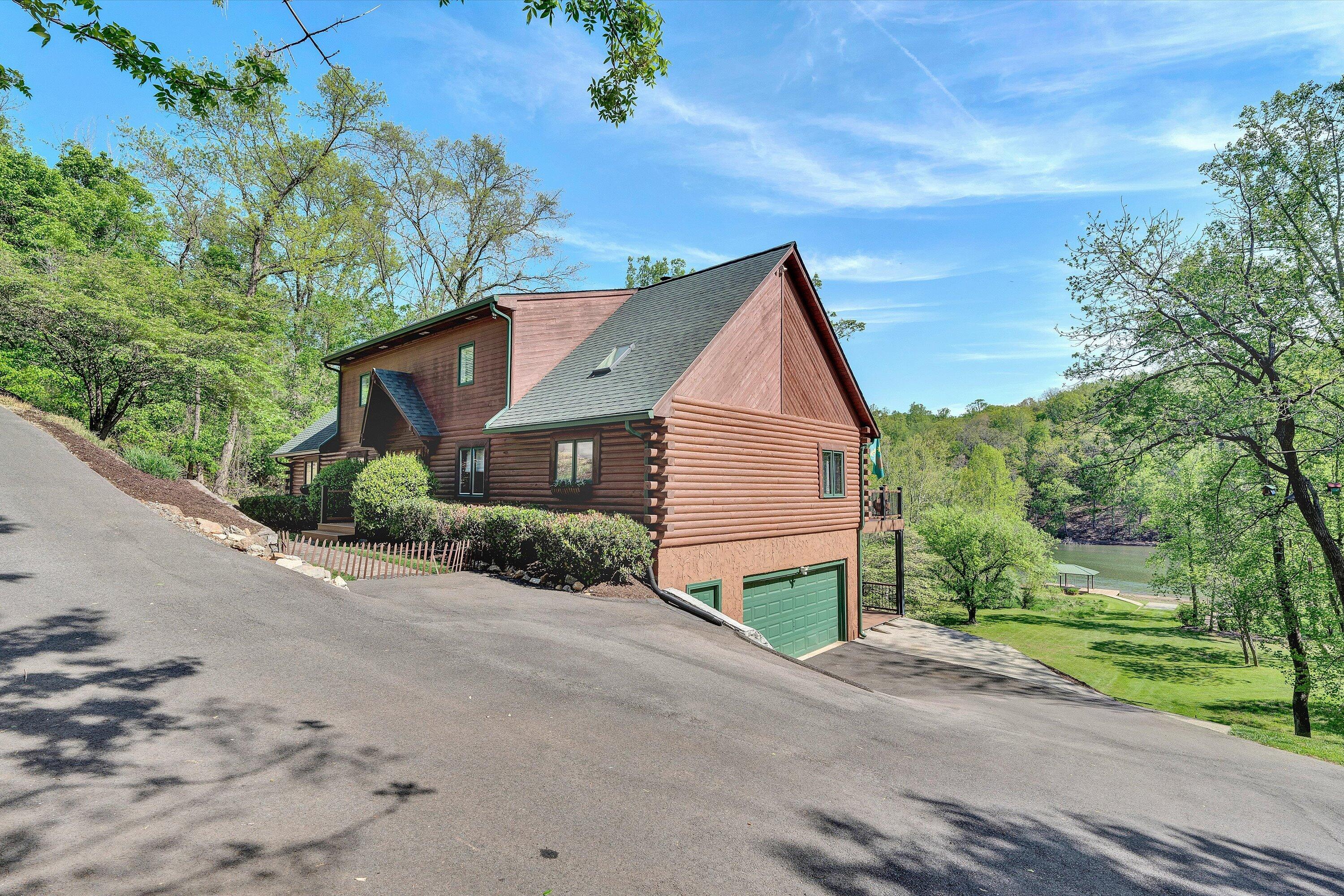540 Lakeshore Terrace Road Hardy, VA 24101 - Photo 8 of 82 07-DSC00205