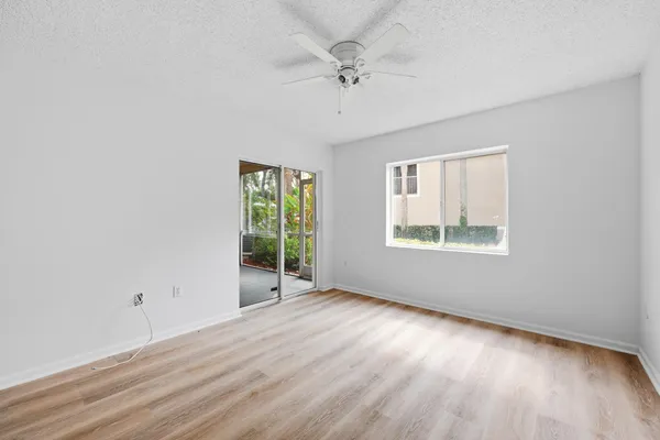 $349,000 | 278 Village Boulevard, Unit 8106, Tequesta, FL 33469