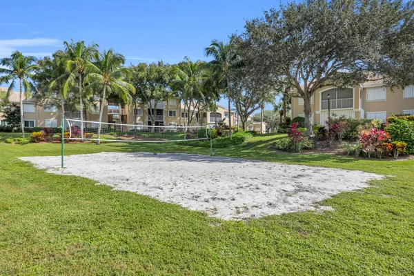 $349,000 | 278 Village Boulevard, Unit 8106, Tequesta, FL 33469