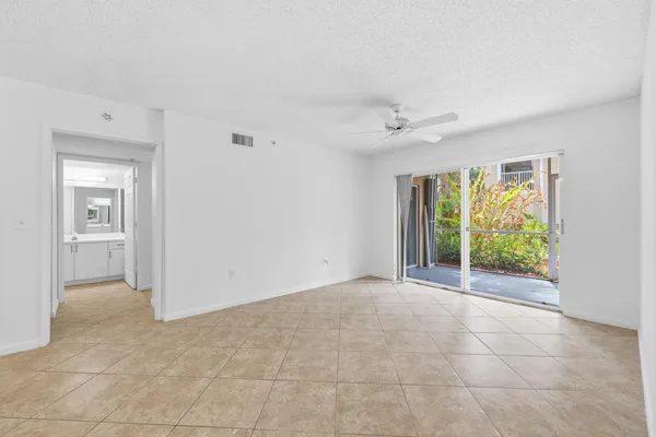 $349,000 | 278 Village Boulevard, Unit 8106, Tequesta, FL 33469