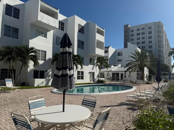 $199,000 | 2840 Northeast 14th Street Causeway, Unit 107A, Pompano Beach, FL 33062