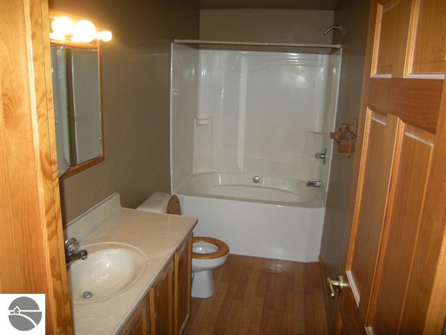 10671 No 19 Road Buckley, MI 49620 - Photo 17 of 22 1732534-16.JPG