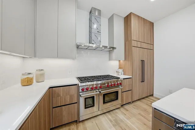 $1,749,000 | 7 Cedar Court, Demarest, NJ 07627