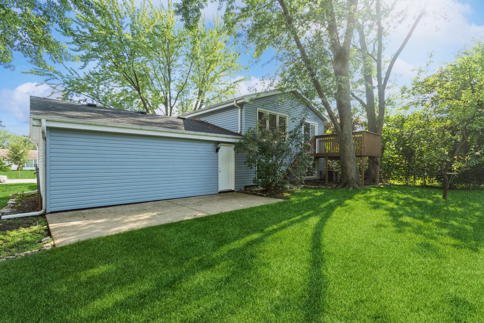 628 West Briarcliff Road Bolingbrook, IL 60440 - Photo 30 of 31 a view of backyard of house with green space