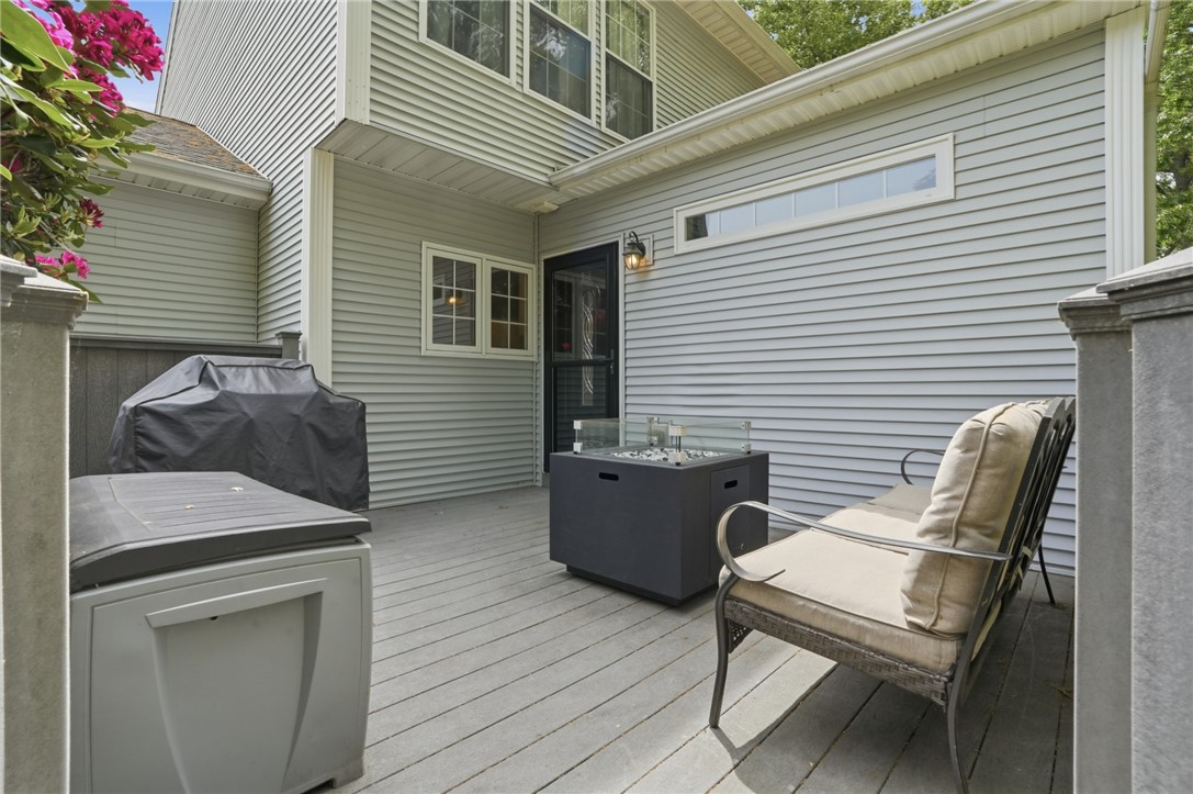 193 Sleepy Hollow Farm Road Warwick, RI 02886 - Photo 21 of 39