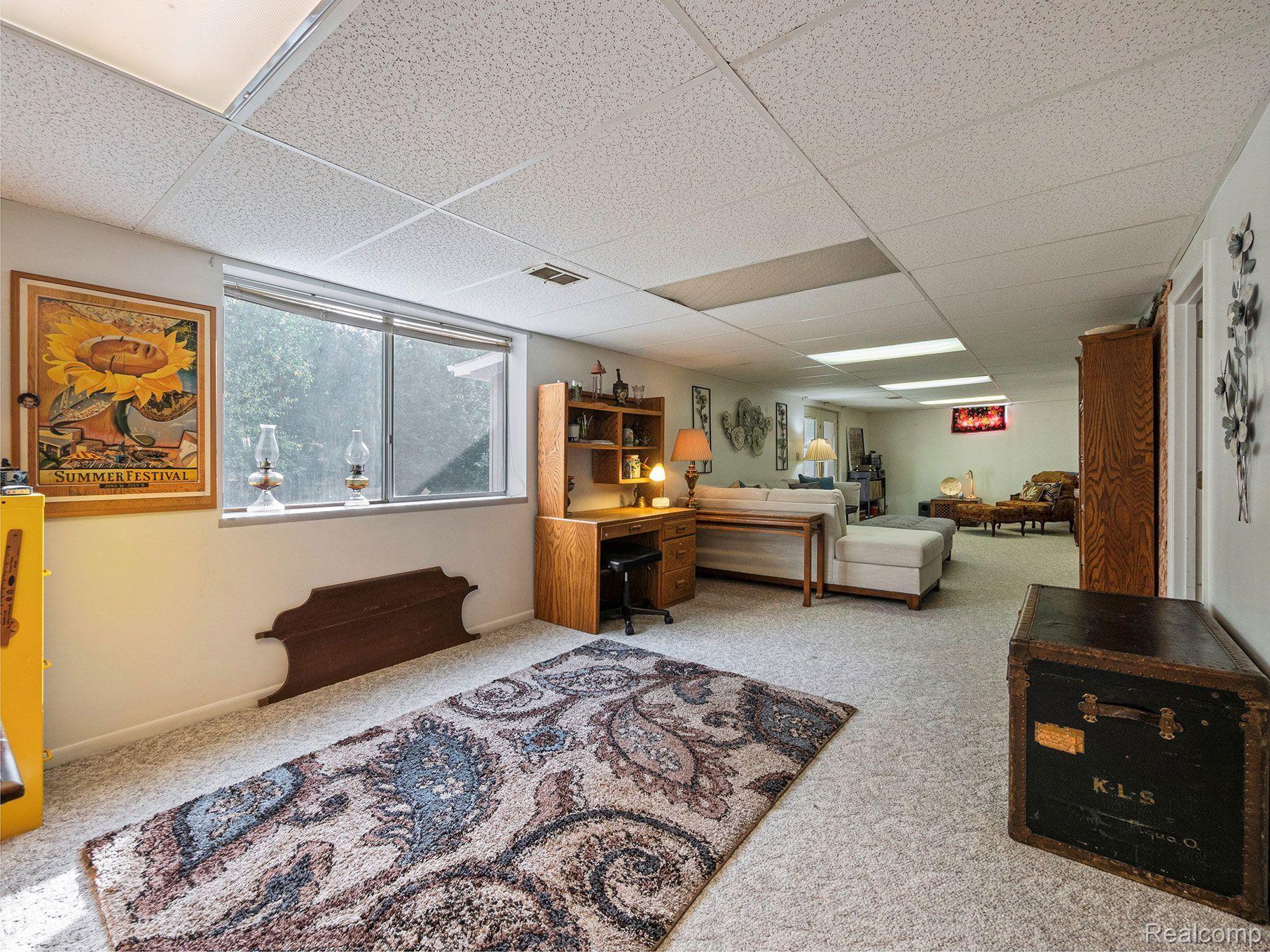 19835 Ivey Road Chelsea, MI 48118 - Photo 22 of 28 Gallery Image 22