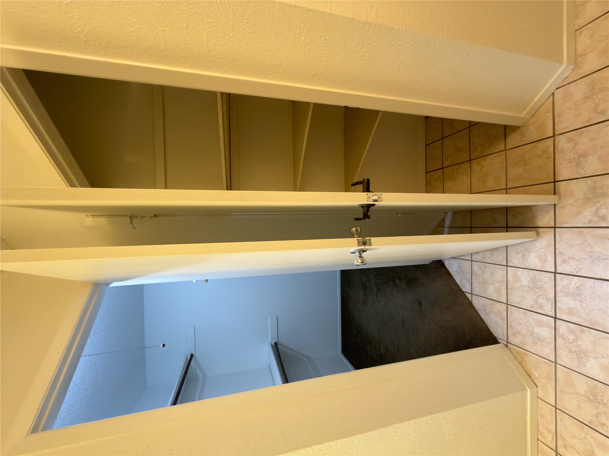 5601 Porsche Lane Austin, TX 78749 - Photo 13 of 38 a view of walk in closet